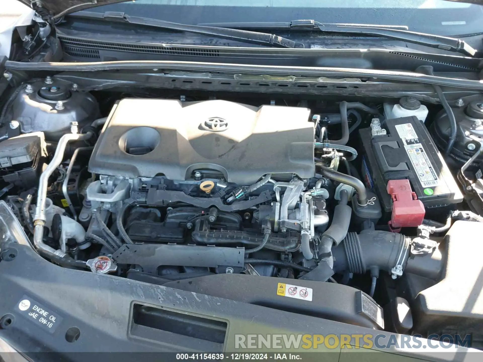 10 Photograph of a damaged car 4T1B11HKXKU161416 TOYOTA CAMRY 2019