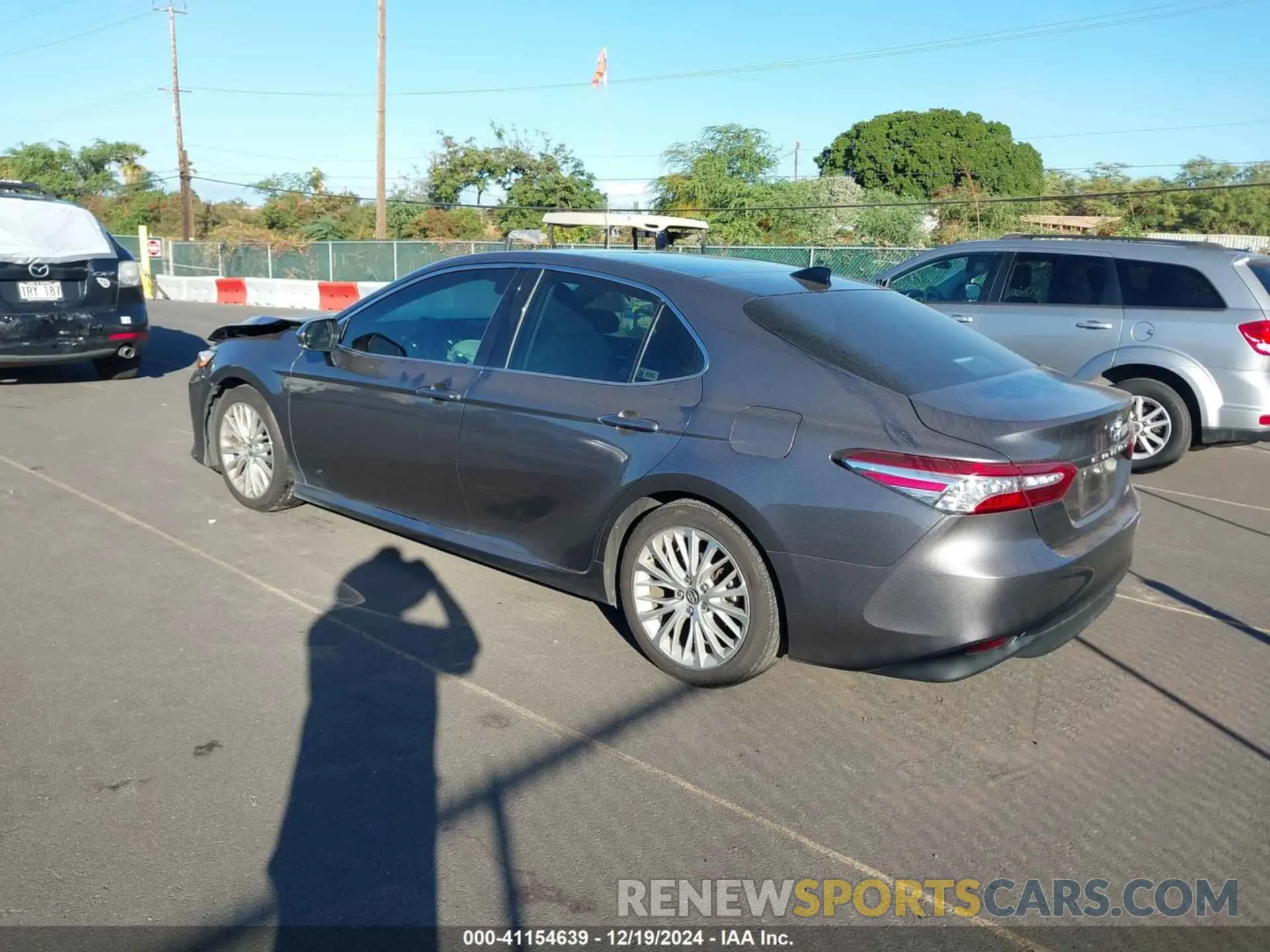 3 Photograph of a damaged car 4T1B11HKXKU161416 TOYOTA CAMRY 2019