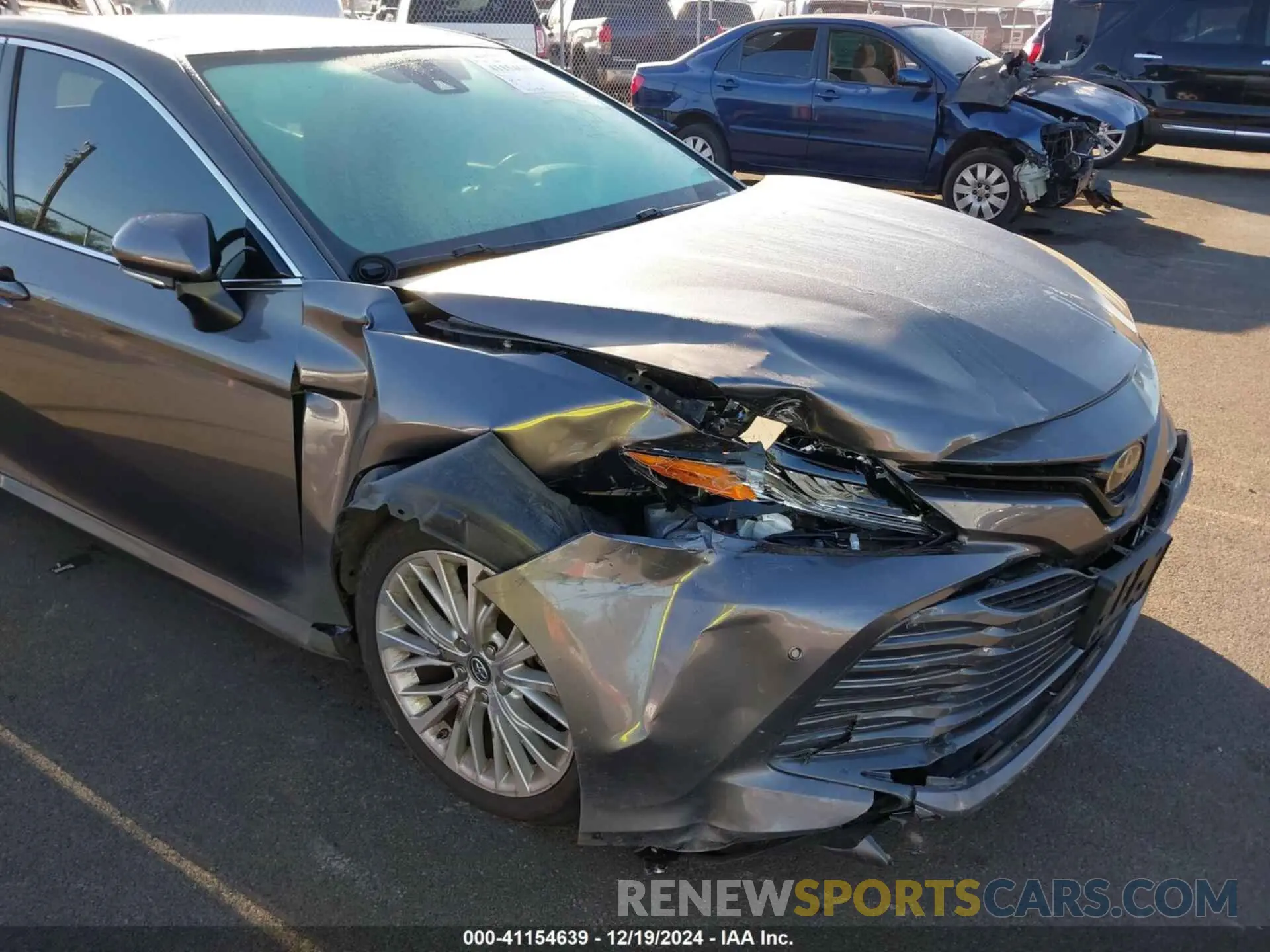 6 Photograph of a damaged car 4T1B11HKXKU161416 TOYOTA CAMRY 2019
