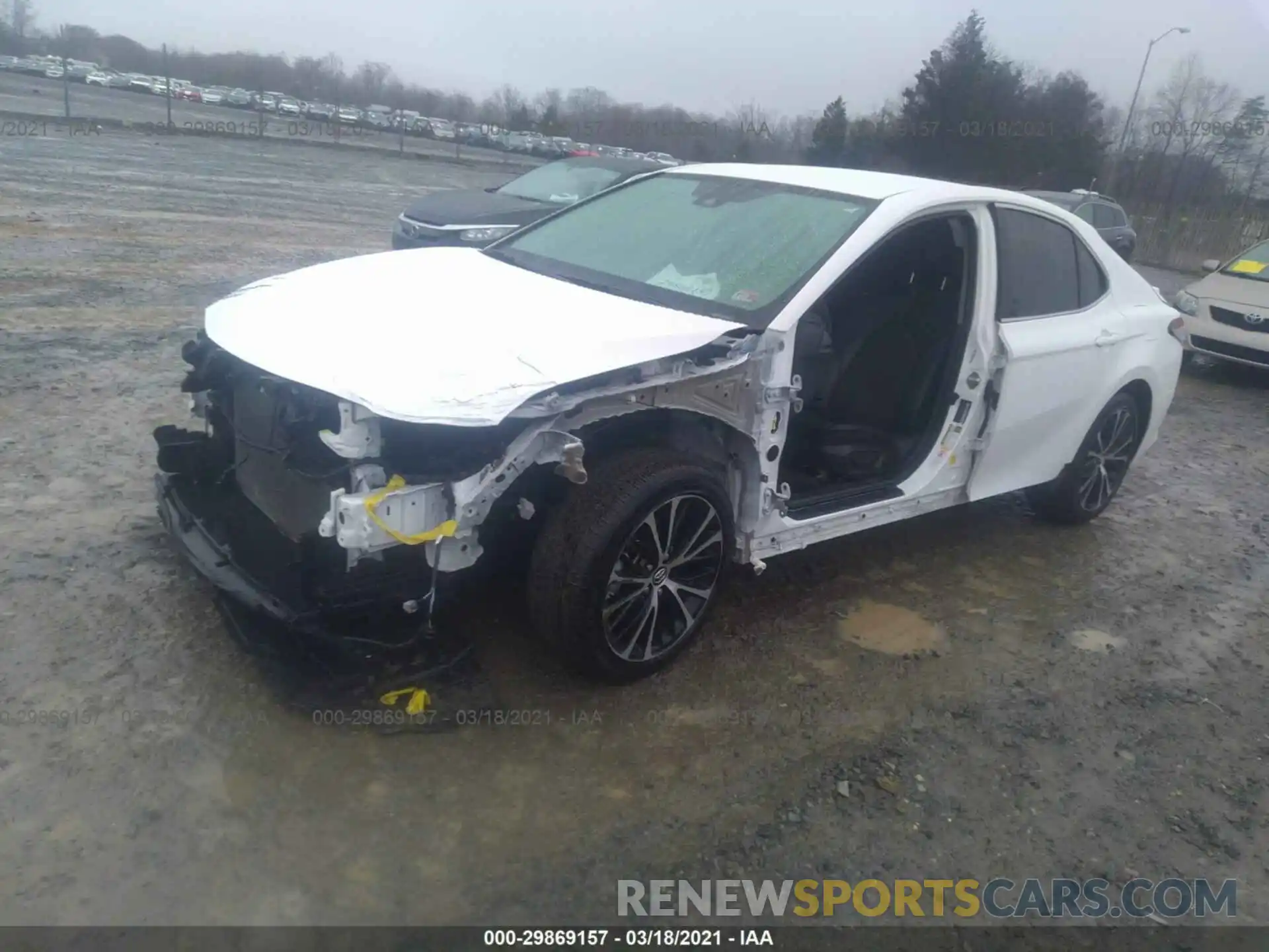 2 Photograph of a damaged car 4T1B11HKXKU161593 TOYOTA CAMRY 2019