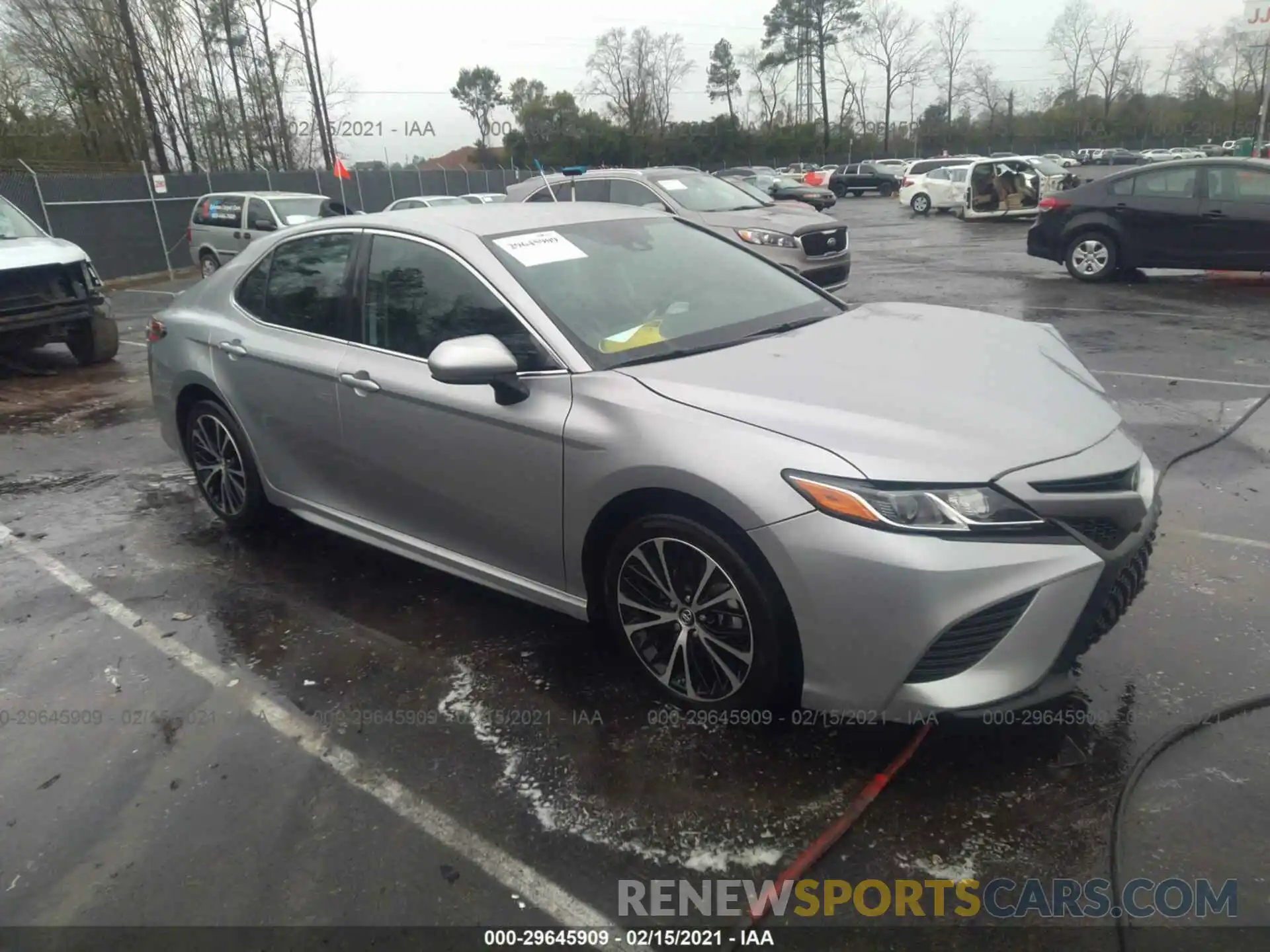 1 Photograph of a damaged car 4T1B11HKXKU162405 TOYOTA CAMRY 2019