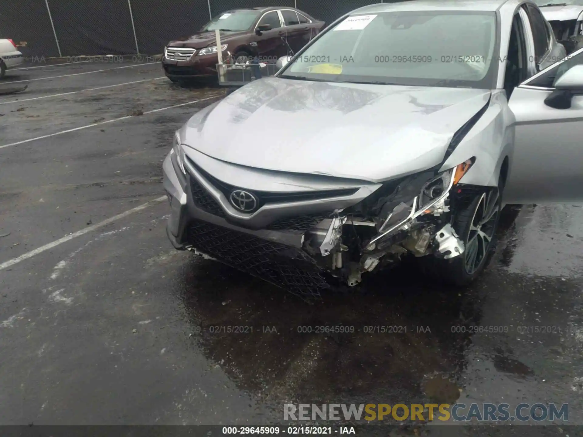 6 Photograph of a damaged car 4T1B11HKXKU162405 TOYOTA CAMRY 2019