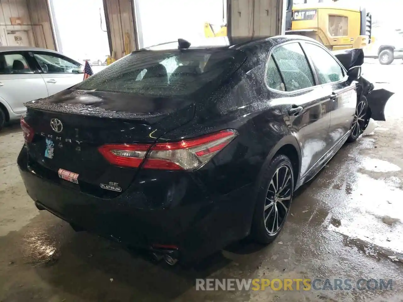 4 Photograph of a damaged car 4T1B11HKXKU166275 TOYOTA CAMRY 2019