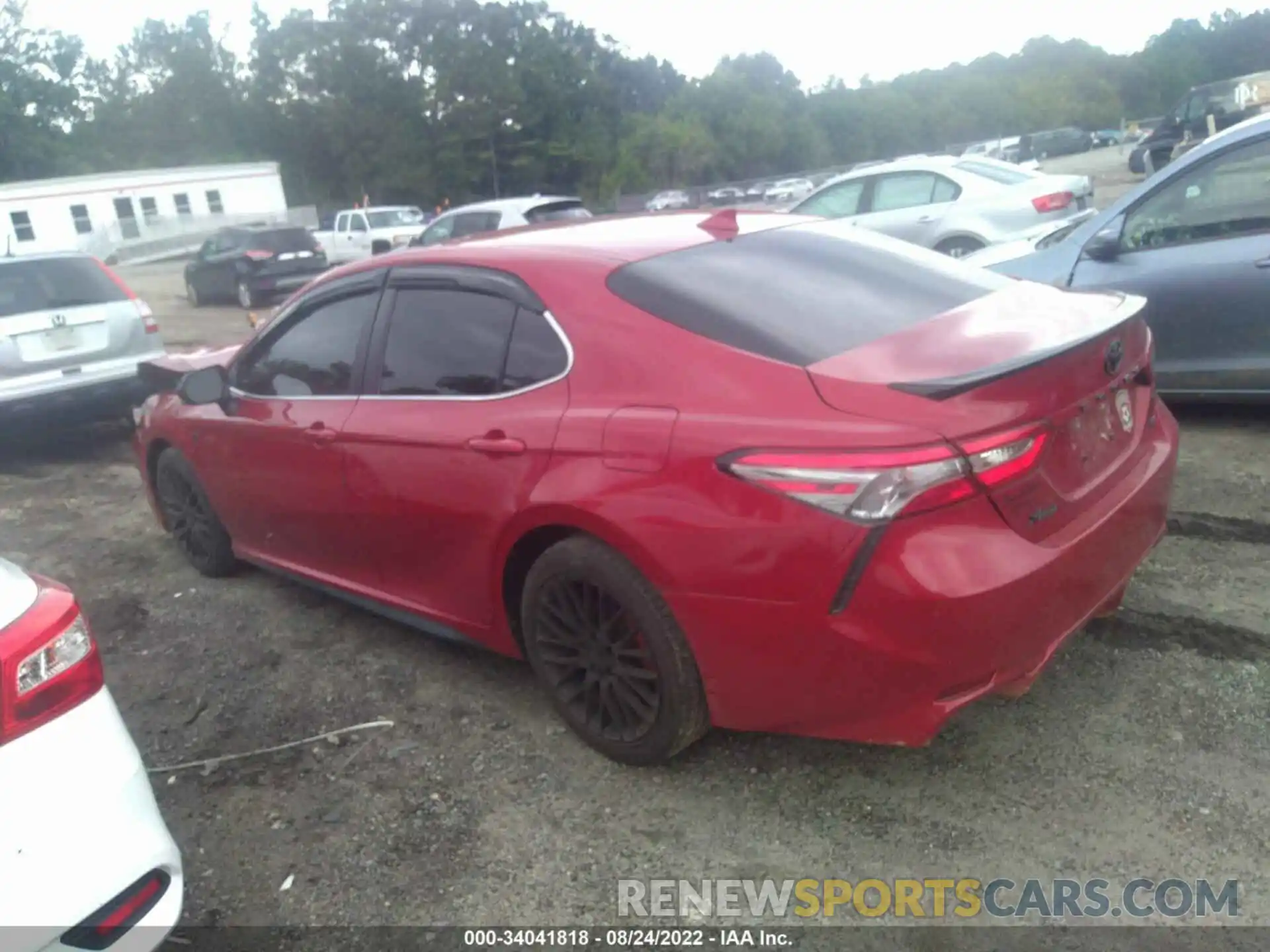 3 Photograph of a damaged car 4T1B11HKXKU166308 TOYOTA CAMRY 2019