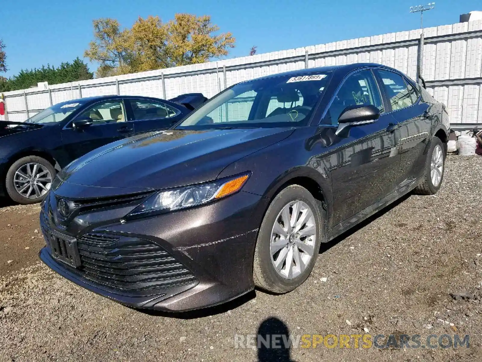 2 Photograph of a damaged car 4T1B11HKXKU168124 TOYOTA CAMRY 2019