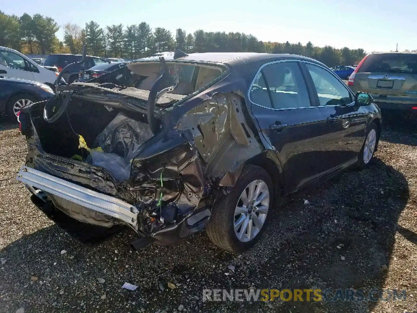 4 Photograph of a damaged car 4T1B11HKXKU168124 TOYOTA CAMRY 2019