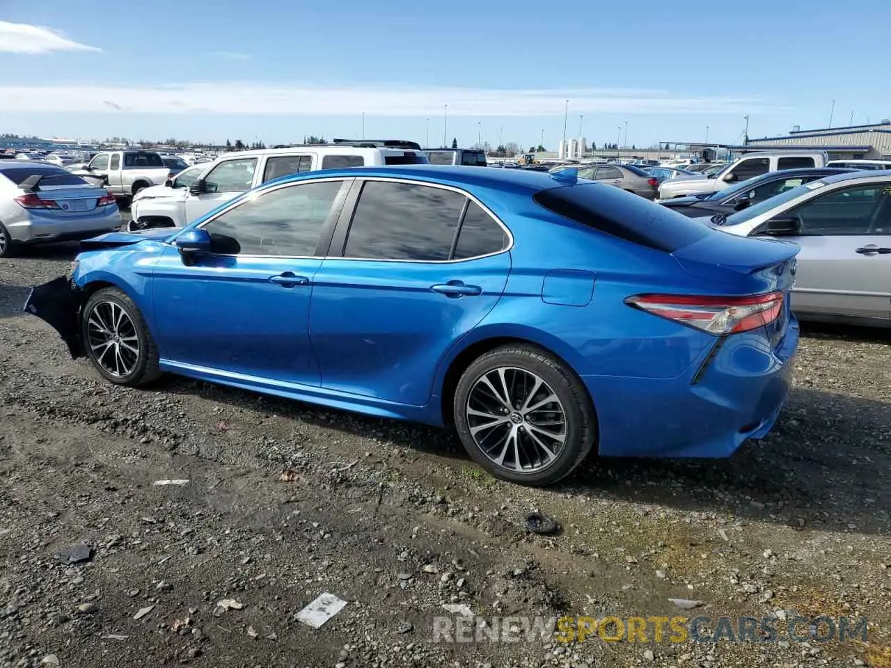 2 Photograph of a damaged car 4T1B11HKXKU168351 TOYOTA CAMRY 2019