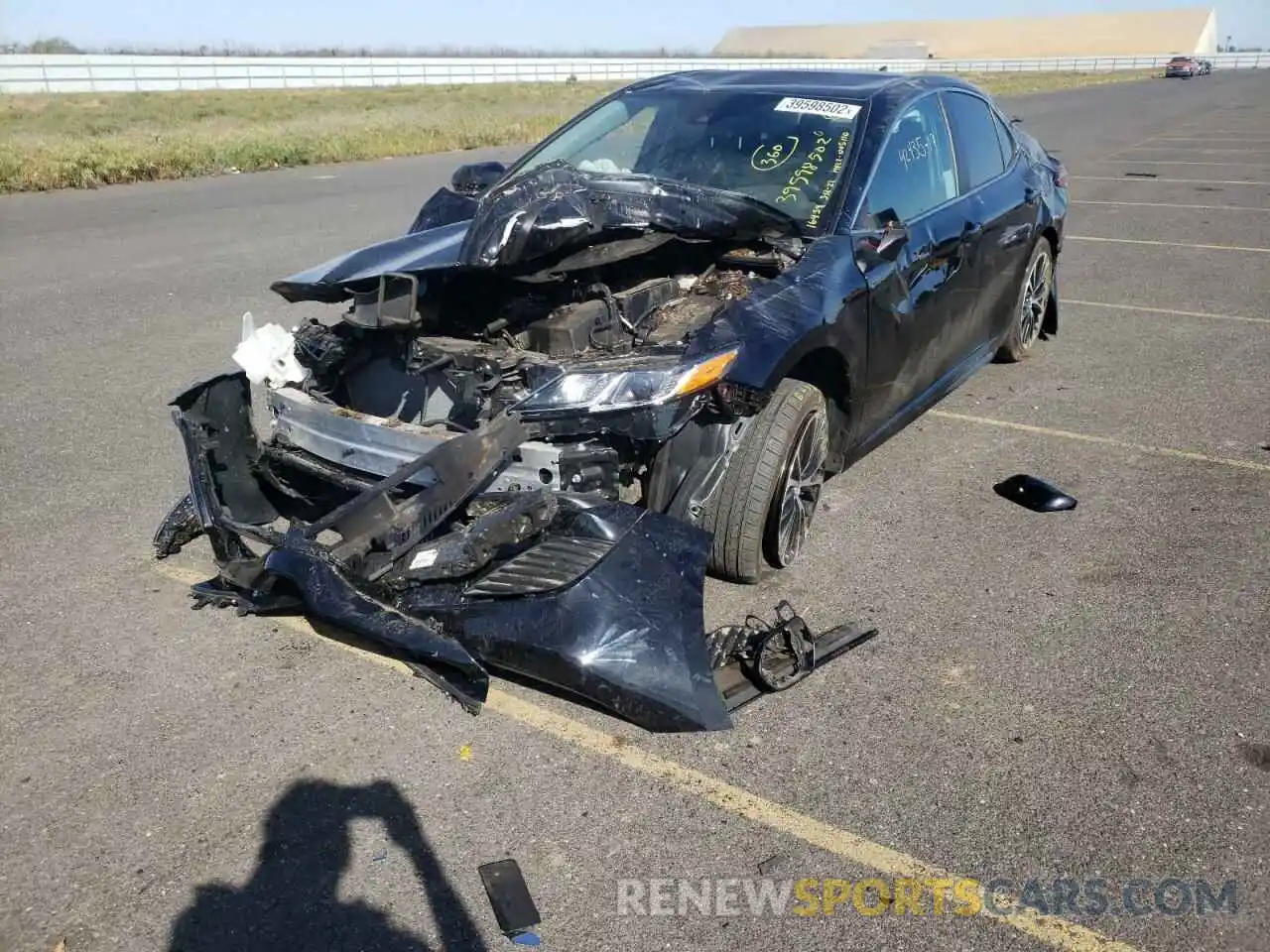 2 Photograph of a damaged car 4T1B11HKXKU168432 TOYOTA CAMRY 2019