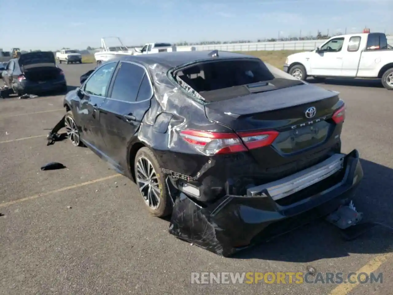 3 Photograph of a damaged car 4T1B11HKXKU168432 TOYOTA CAMRY 2019