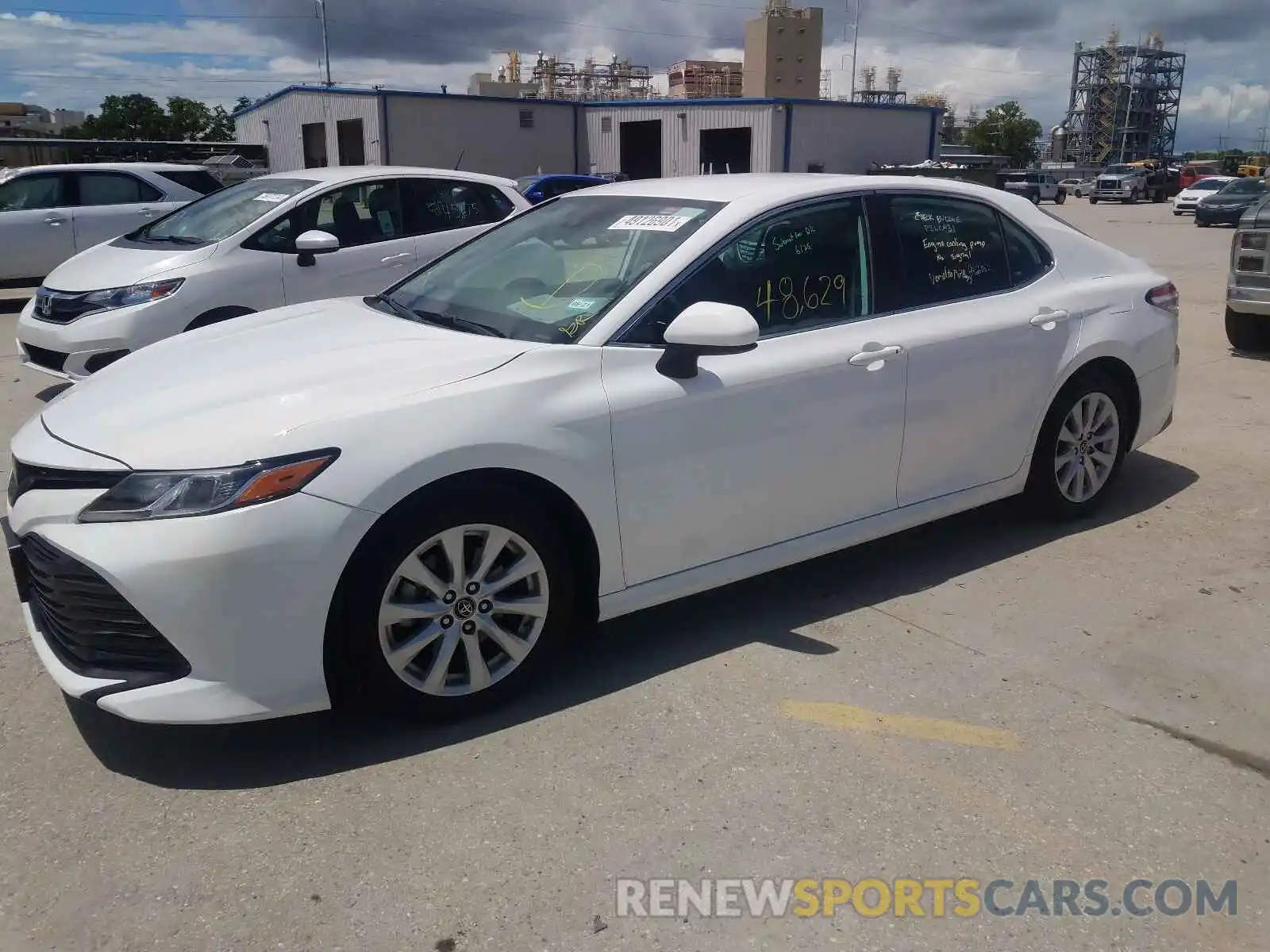 2 Photograph of a damaged car 4T1B11HKXKU168964 TOYOTA CAMRY 2019