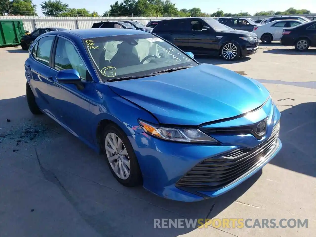 1 Photograph of a damaged car 4T1B11HKXKU169757 TOYOTA CAMRY 2019