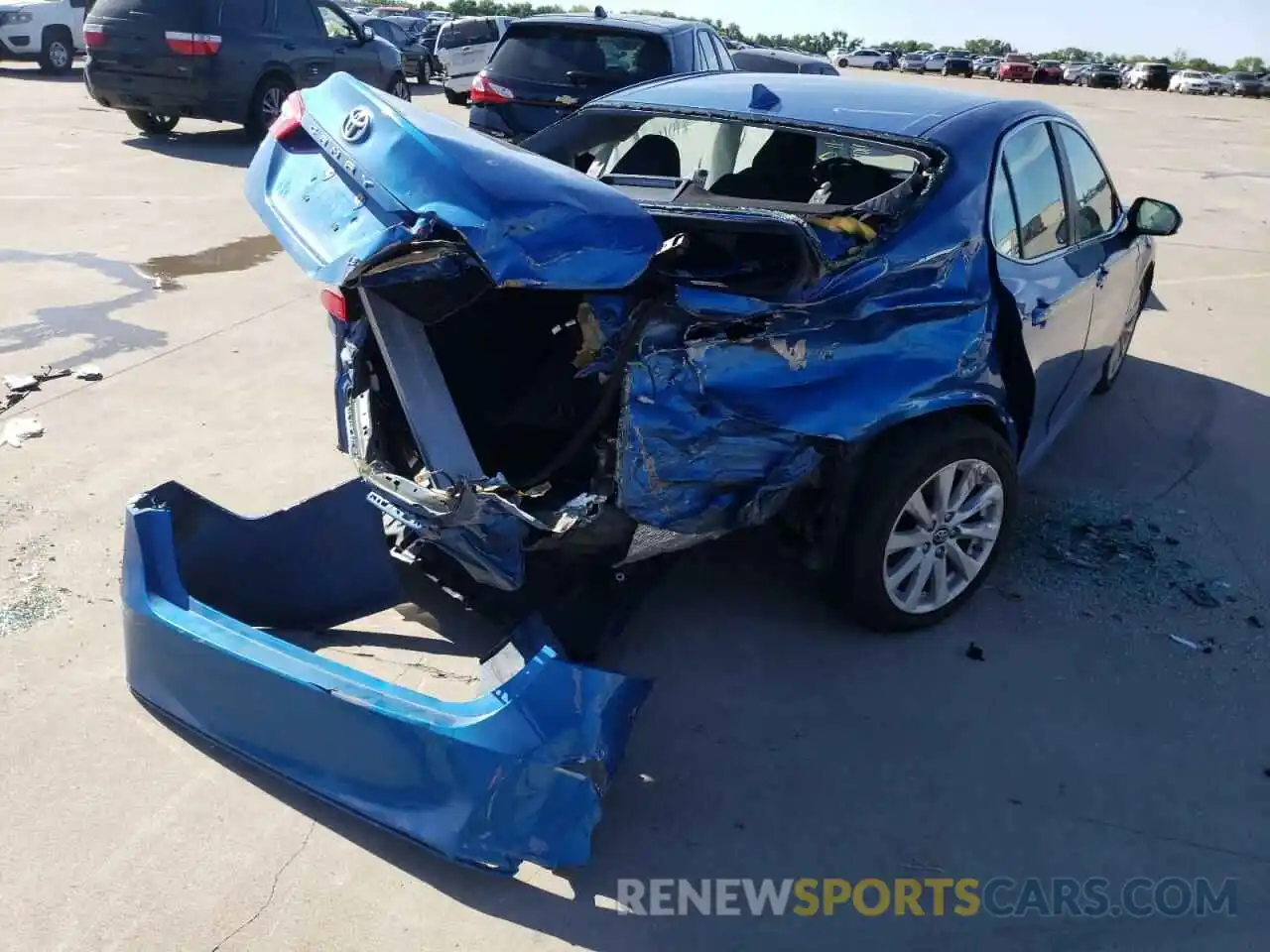 9 Photograph of a damaged car 4T1B11HKXKU169757 TOYOTA CAMRY 2019