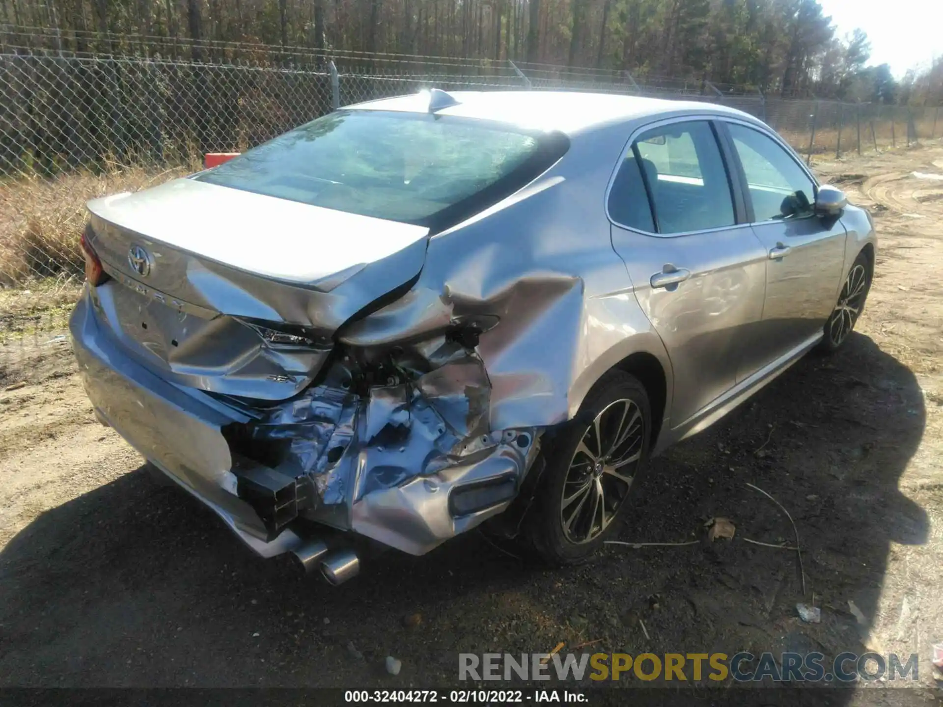 4 Photograph of a damaged car 4T1B11HKXKU169788 TOYOTA CAMRY 2019