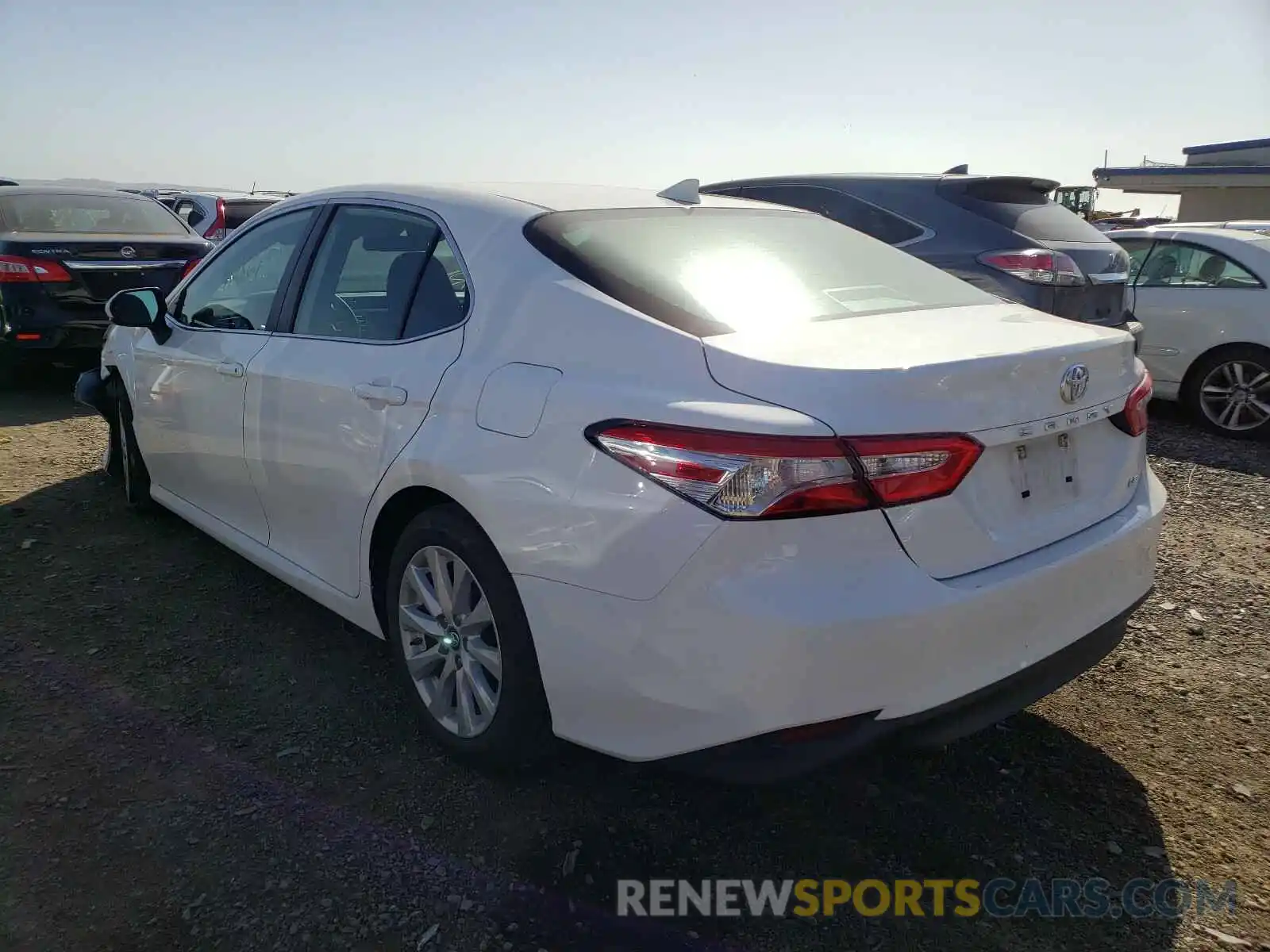 3 Photograph of a damaged car 4T1B11HKXKU170097 TOYOTA CAMRY 2019