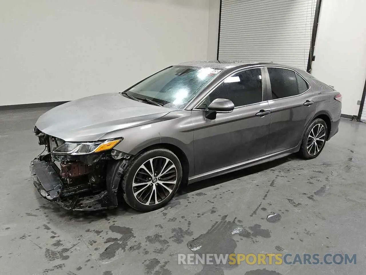 1 Photograph of a damaged car 4T1B11HKXKU173291 TOYOTA CAMRY 2019