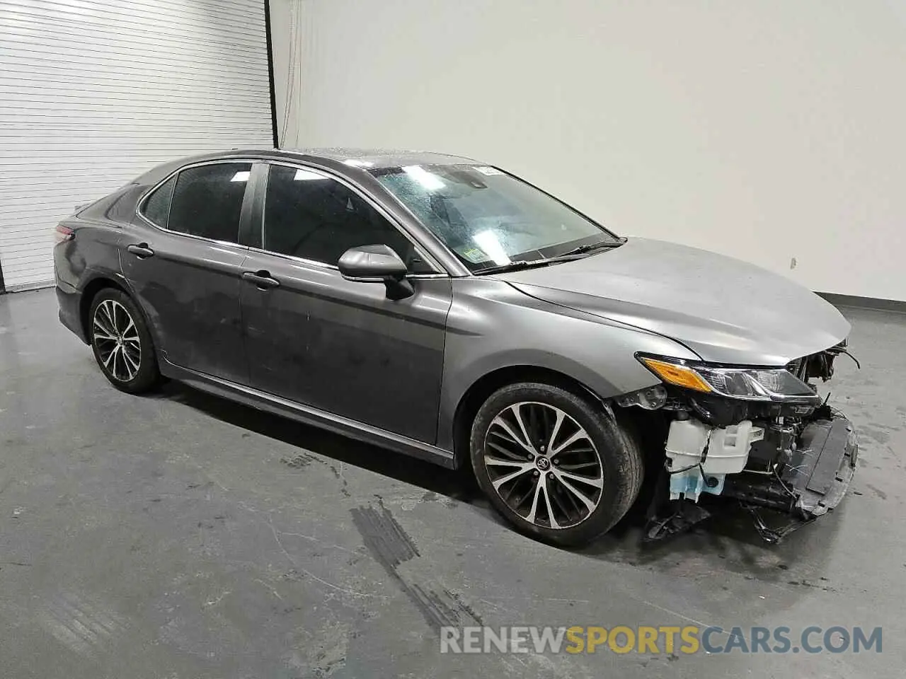 4 Photograph of a damaged car 4T1B11HKXKU173291 TOYOTA CAMRY 2019