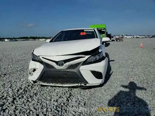 10 Photograph of a damaged car 4T1B11HKXKU174487 TOYOTA CAMRY 2019