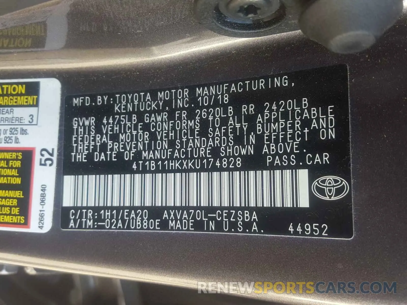 10 Photograph of a damaged car 4T1B11HKXKU174828 TOYOTA CAMRY 2019