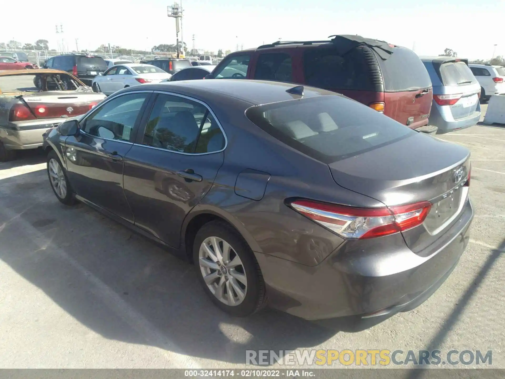 3 Photograph of a damaged car 4T1B11HKXKU180029 TOYOTA CAMRY 2019