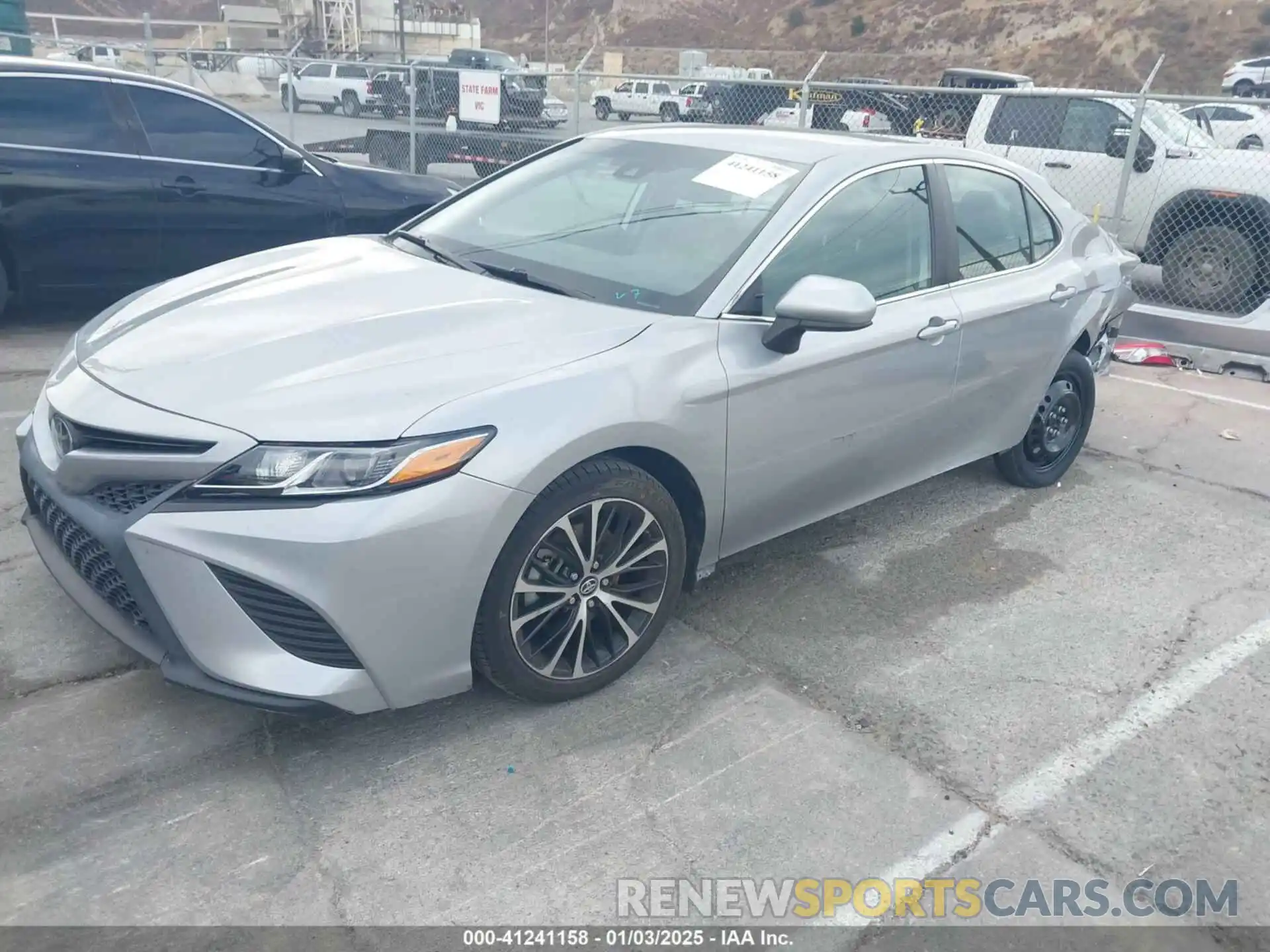 2 Photograph of a damaged car 4T1B11HKXKU181844 TOYOTA CAMRY 2019