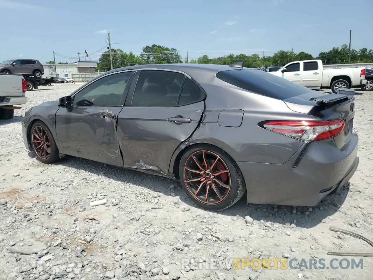 2 Photograph of a damaged car 4T1B11HKXKU187286 TOYOTA CAMRY 2019