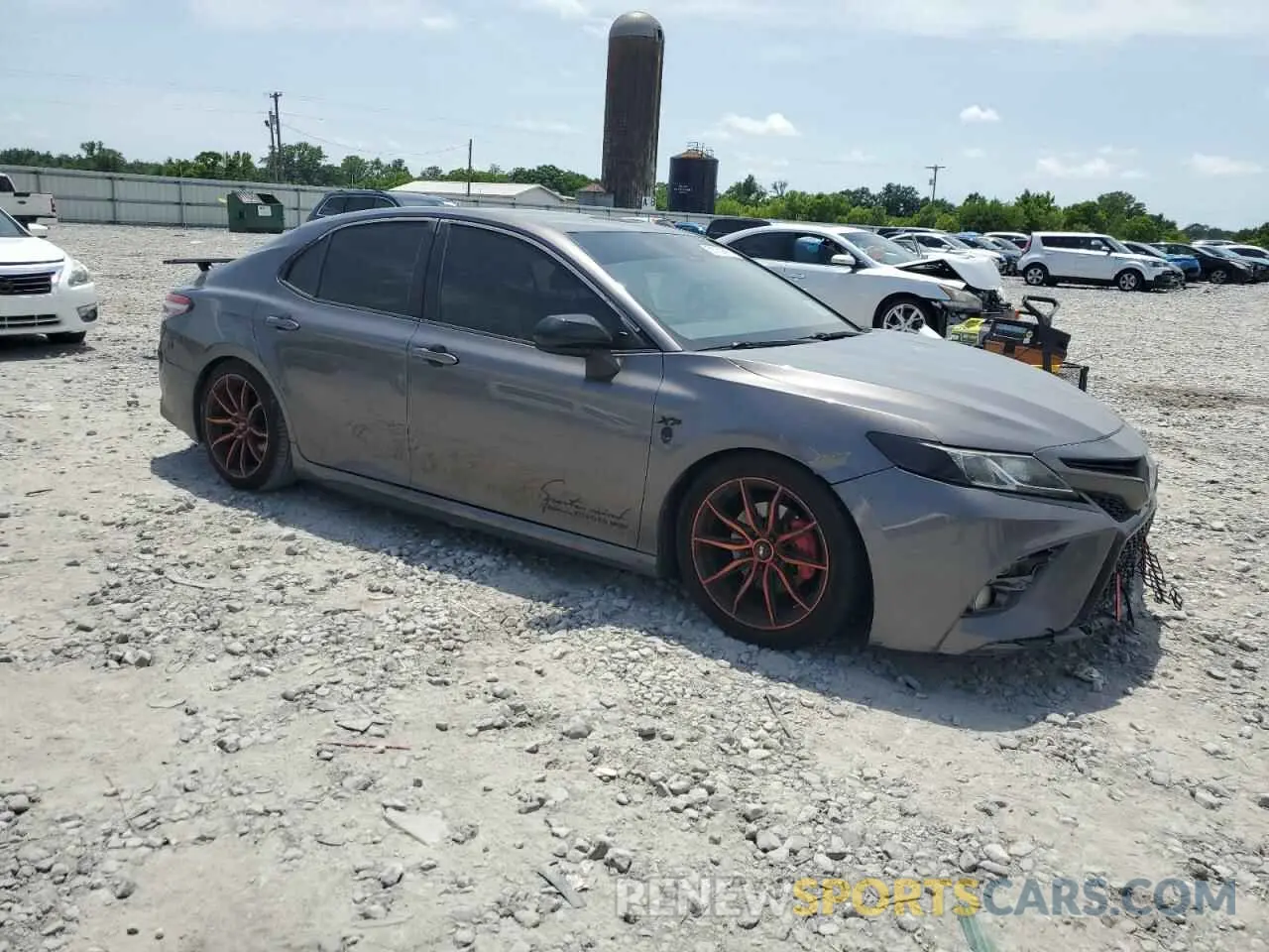 4 Photograph of a damaged car 4T1B11HKXKU187286 TOYOTA CAMRY 2019