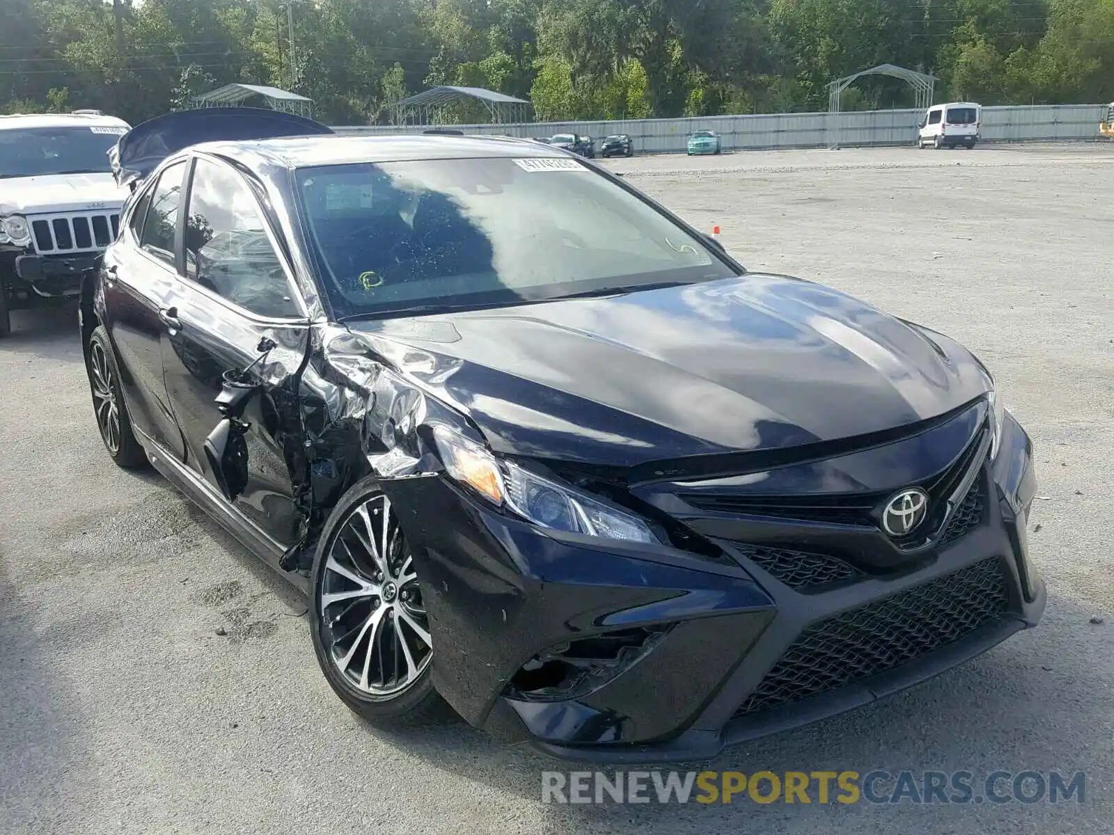 1 Photograph of a damaged car 4T1B11HKXKU187420 TOYOTA CAMRY 2019