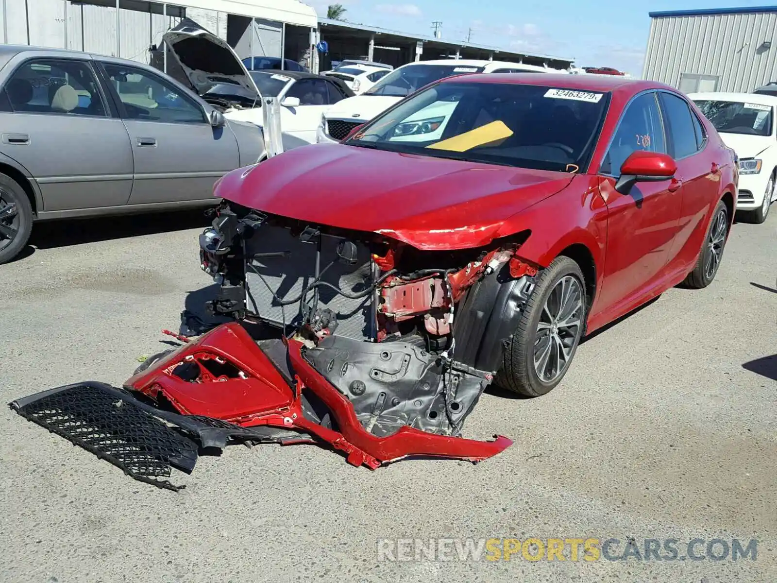 2 Photograph of a damaged car 4T1B11HKXKU189636 TOYOTA CAMRY 2019