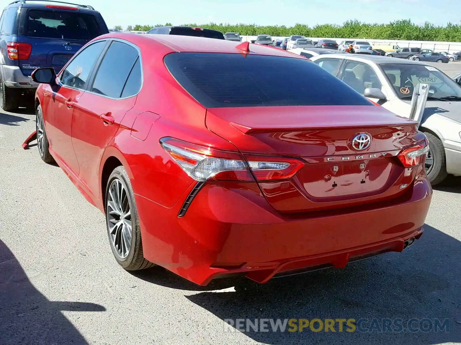 3 Photograph of a damaged car 4T1B11HKXKU189636 TOYOTA CAMRY 2019