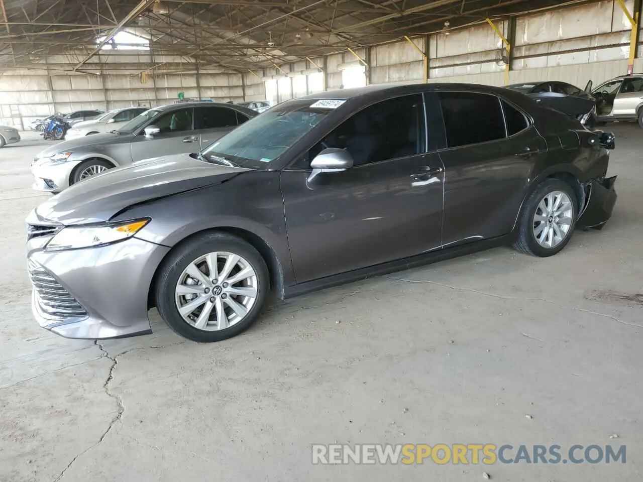 1 Photograph of a damaged car 4T1B11HKXKU190589 TOYOTA CAMRY 2019
