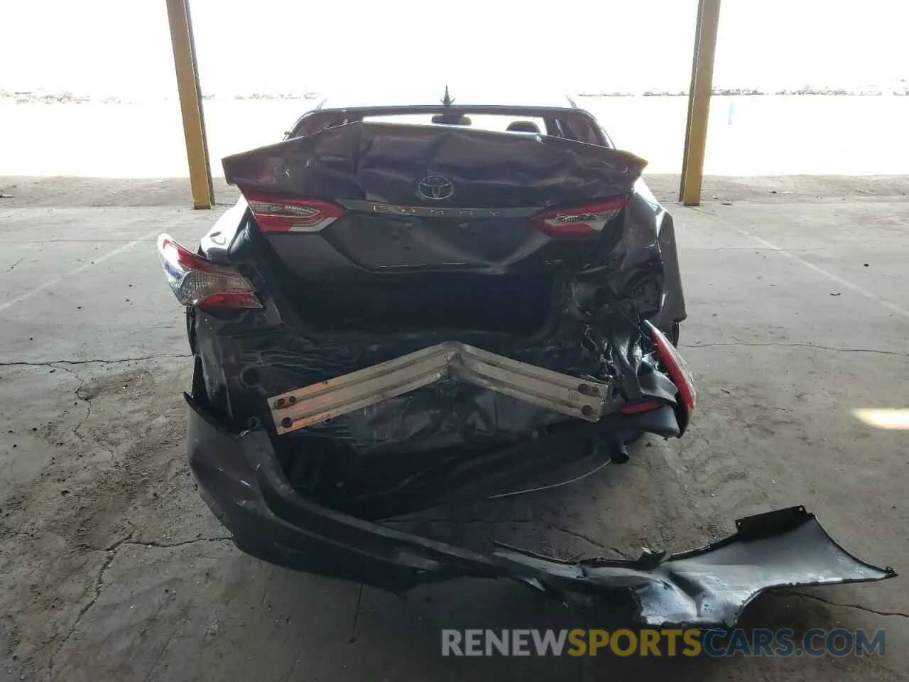 6 Photograph of a damaged car 4T1B11HKXKU190589 TOYOTA CAMRY 2019