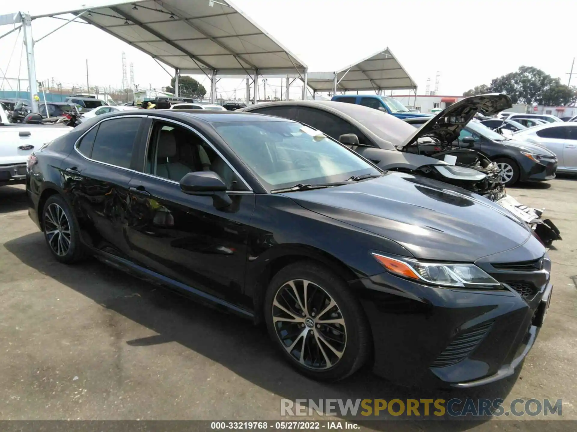 1 Photograph of a damaged car 4T1B11HKXKU190821 TOYOTA CAMRY 2019