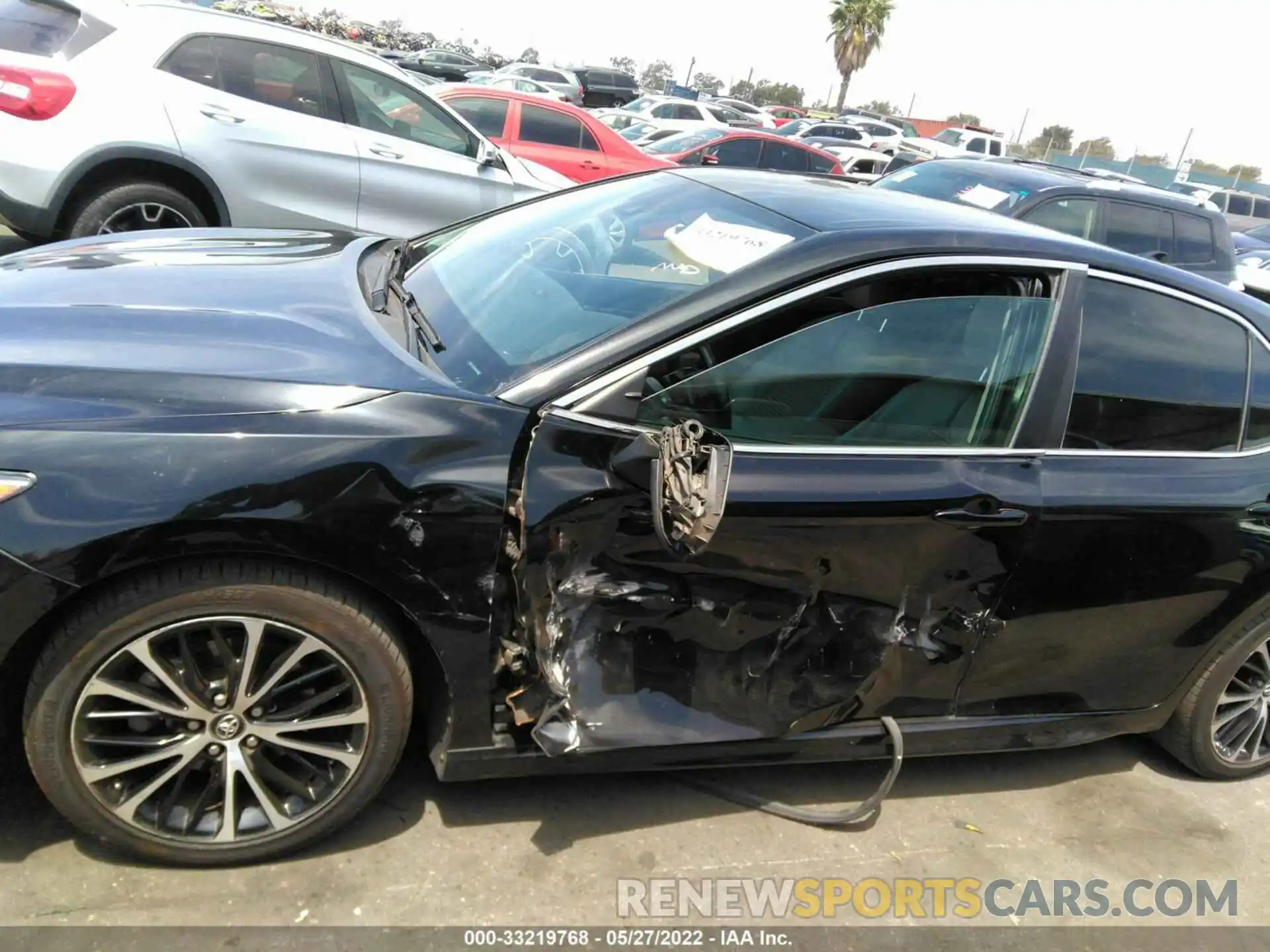 6 Photograph of a damaged car 4T1B11HKXKU190821 TOYOTA CAMRY 2019