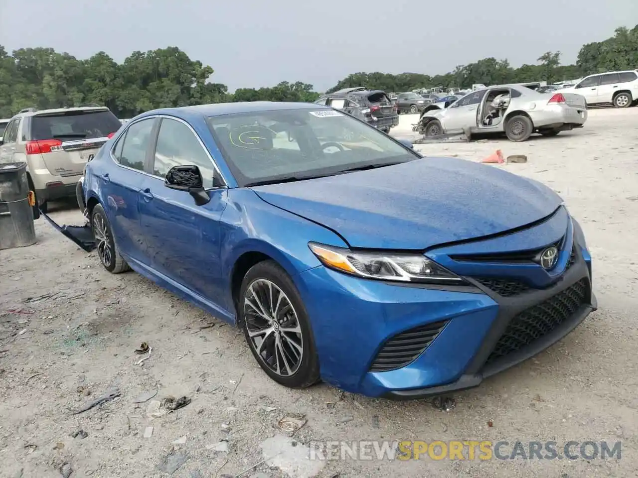 1 Photograph of a damaged car 4T1B11HKXKU200490 TOYOTA CAMRY 2019