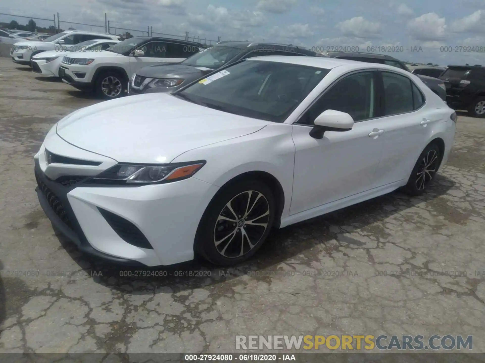 2 Photograph of a damaged car 4T1B11HKXKU203910 TOYOTA CAMRY 2019