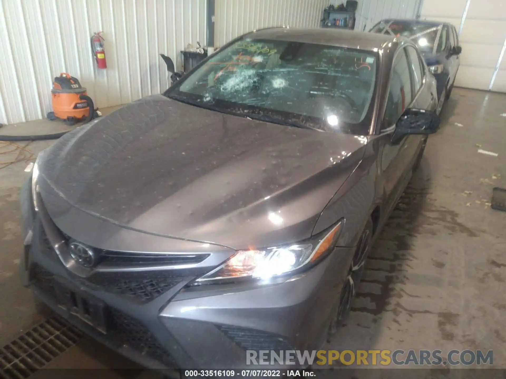 2 Photograph of a damaged car 4T1B11HKXKU211845 TOYOTA CAMRY 2019