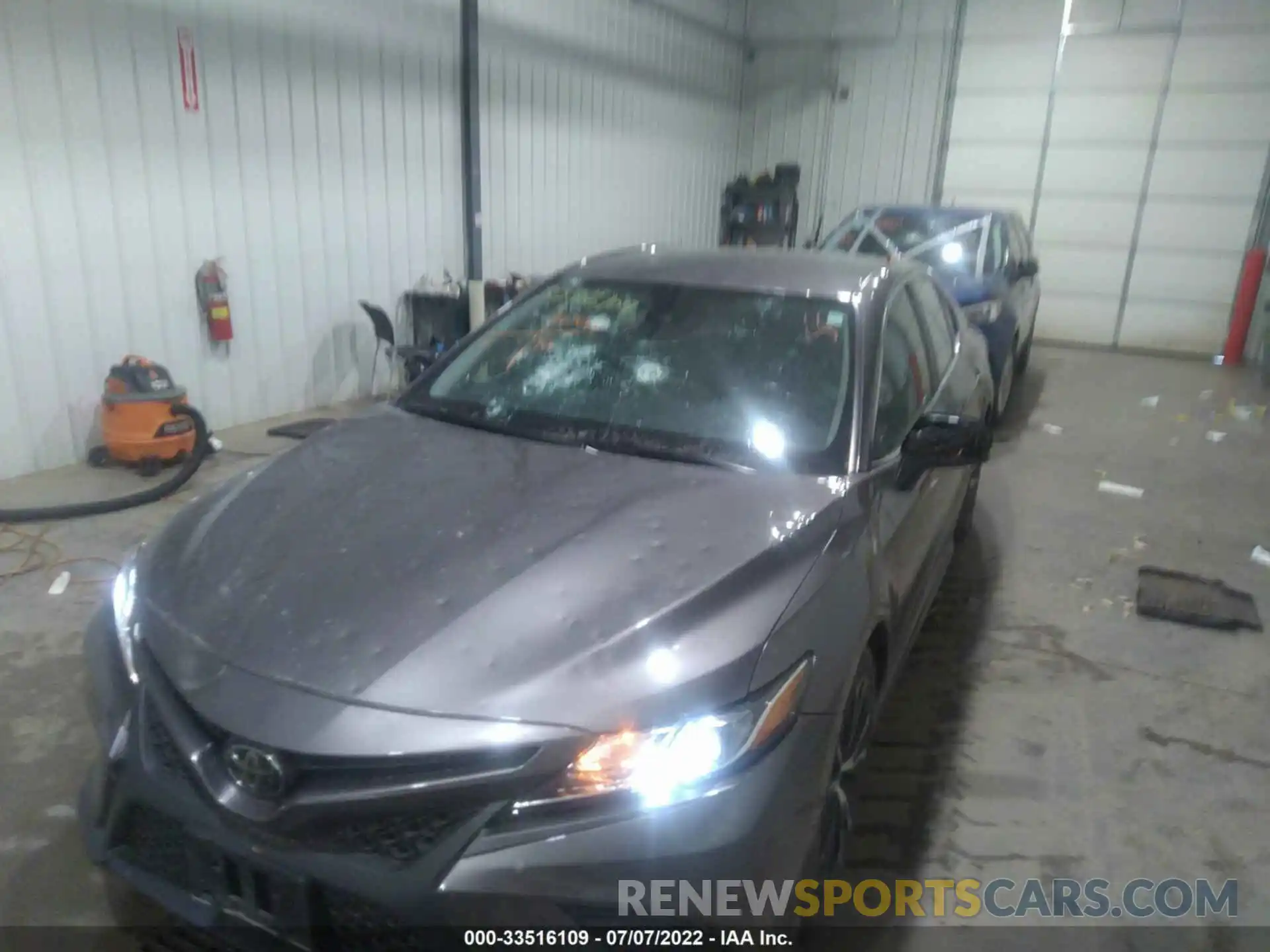 6 Photograph of a damaged car 4T1B11HKXKU211845 TOYOTA CAMRY 2019