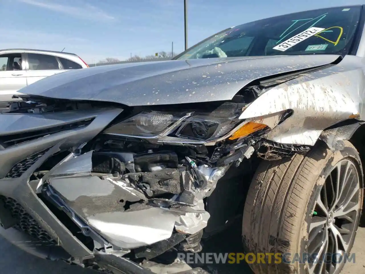 9 Photograph of a damaged car 4T1B11HKXKU226412 TOYOTA CAMRY 2019