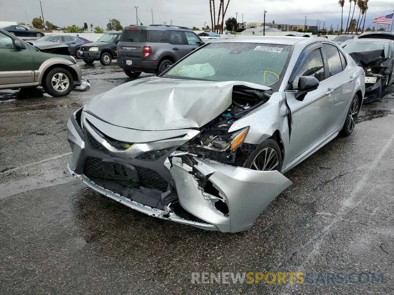 1 Photograph of a damaged car 4T1B11HKXKU232162 TOYOTA CAMRY 2019