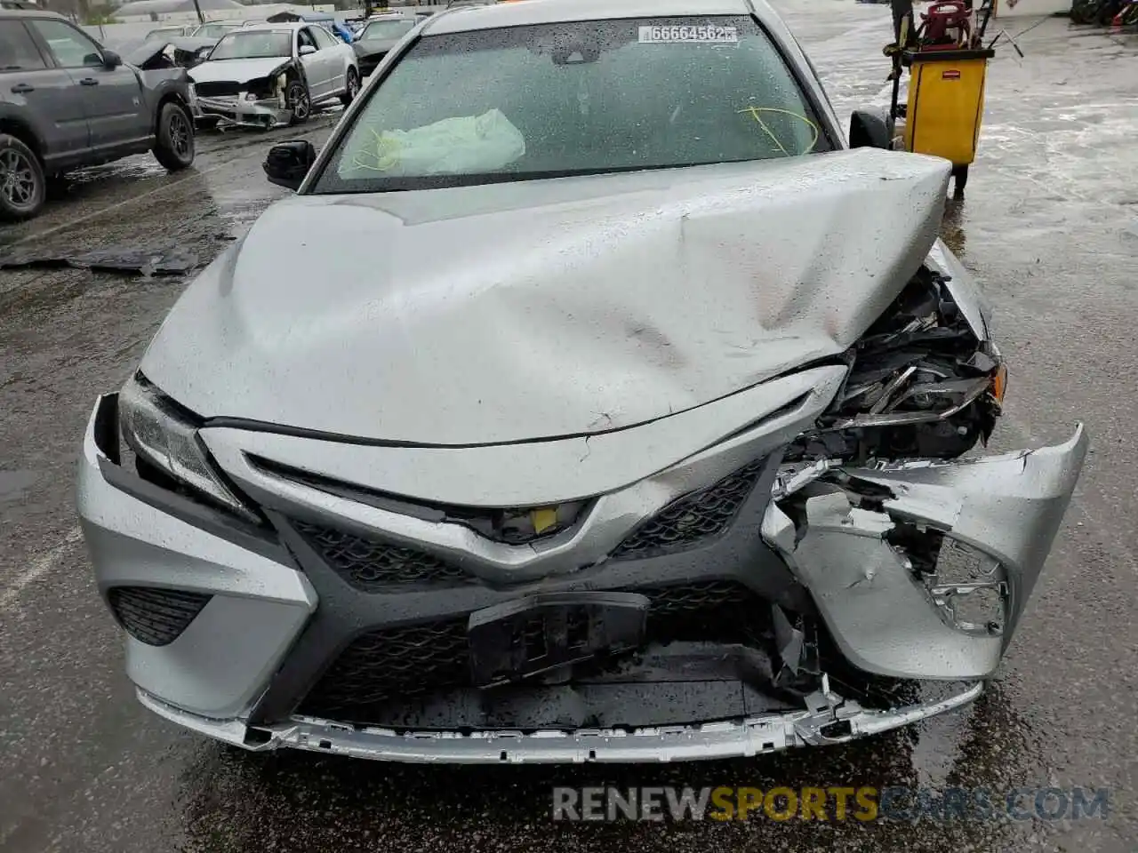 11 Photograph of a damaged car 4T1B11HKXKU232162 TOYOTA CAMRY 2019