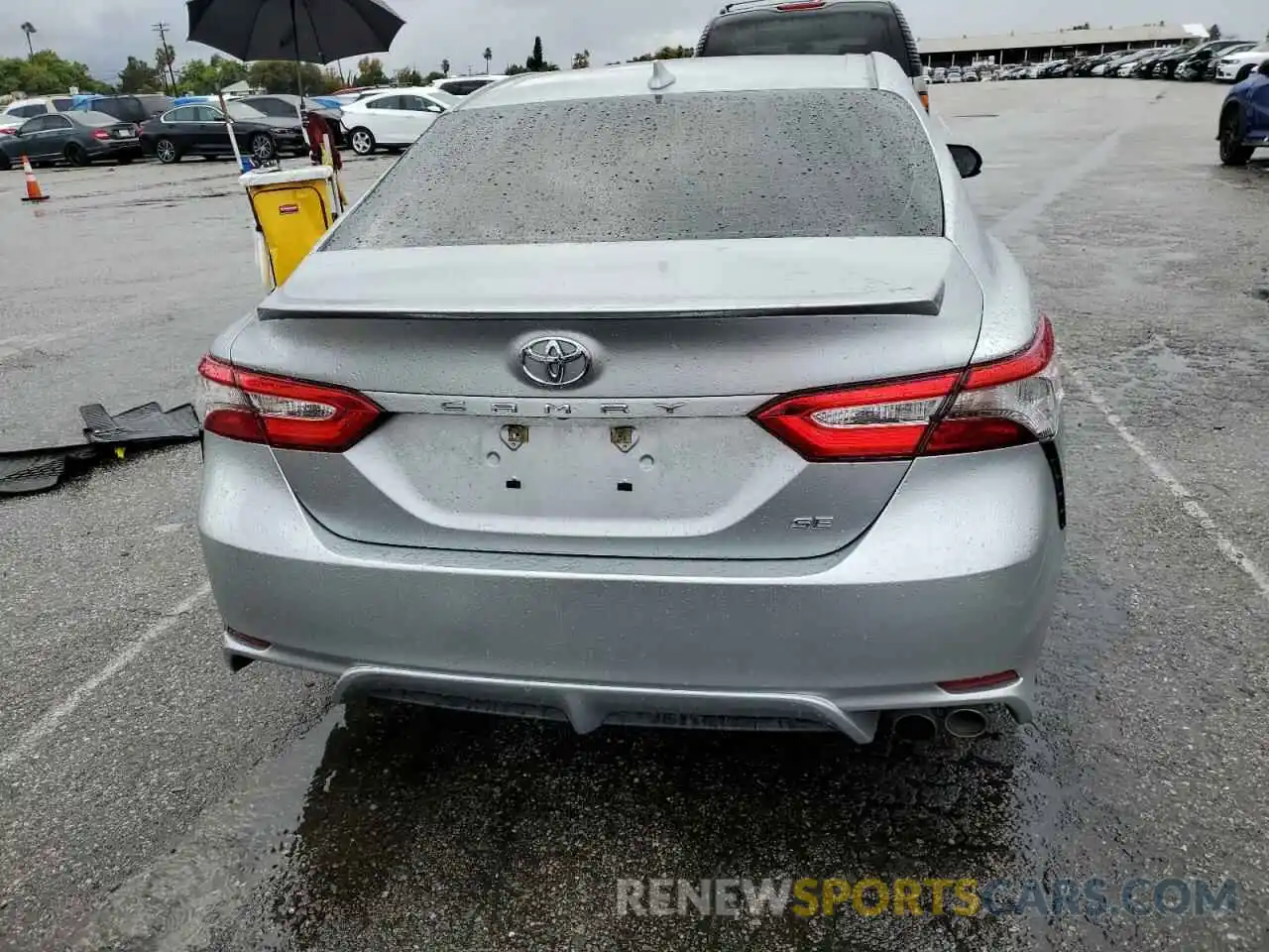 6 Photograph of a damaged car 4T1B11HKXKU232162 TOYOTA CAMRY 2019