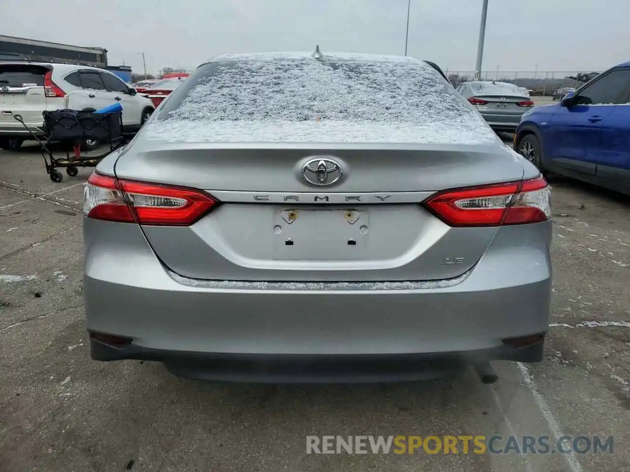 6 Photograph of a damaged car 4T1B11HKXKU233361 TOYOTA CAMRY 2019