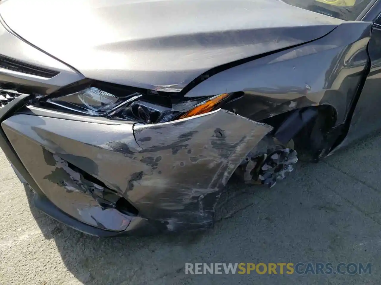 9 Photograph of a damaged car 4T1B11HKXKU234834 TOYOTA CAMRY 2019