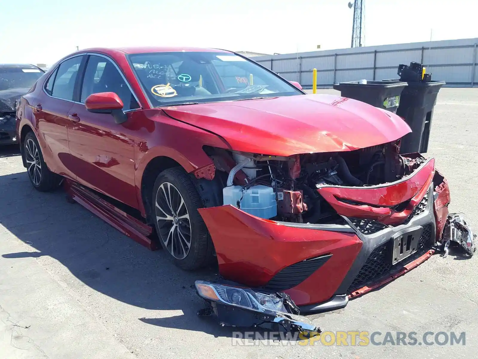 1 Photograph of a damaged car 4T1B11HKXKU235501 TOYOTA CAMRY 2019