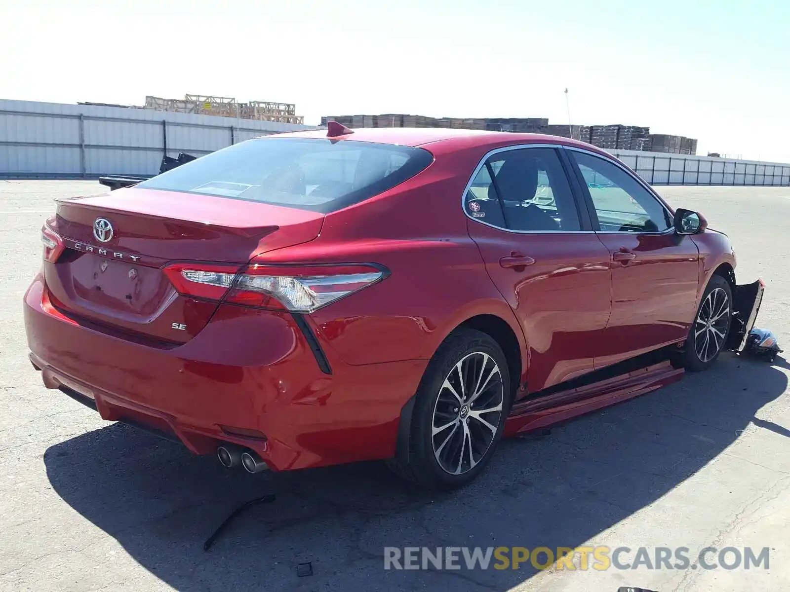 4 Photograph of a damaged car 4T1B11HKXKU235501 TOYOTA CAMRY 2019