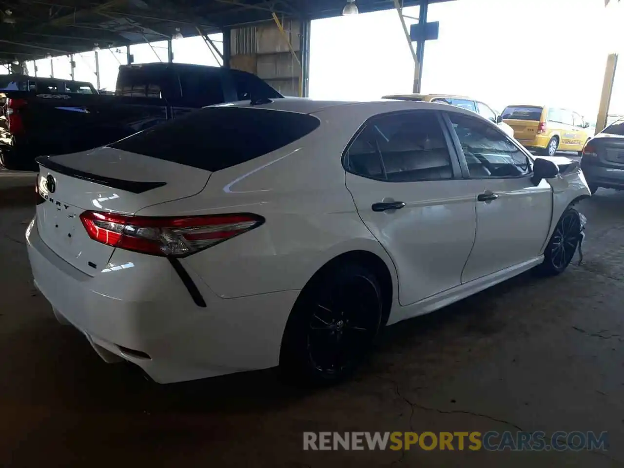 4 Photograph of a damaged car 4T1B11HKXKU236275 TOYOTA CAMRY 2019