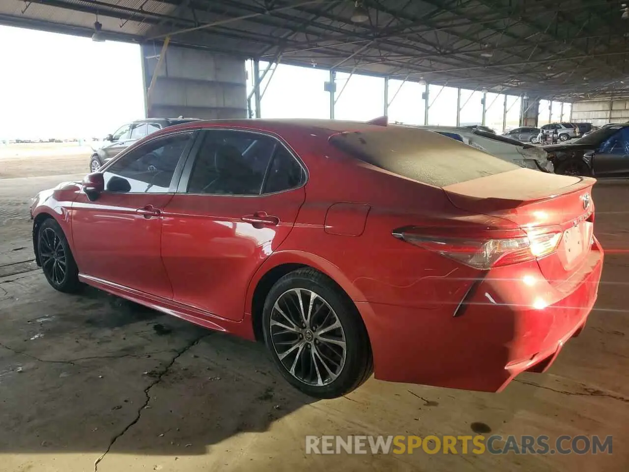 2 Photograph of a damaged car 4T1B11HKXKU238222 TOYOTA CAMRY 2019