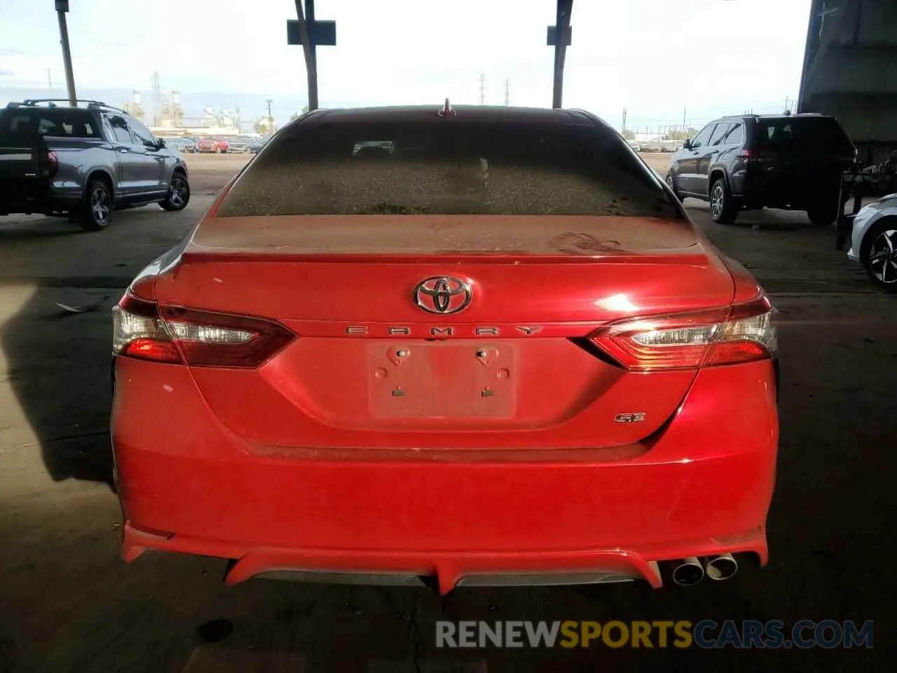 6 Photograph of a damaged car 4T1B11HKXKU238222 TOYOTA CAMRY 2019