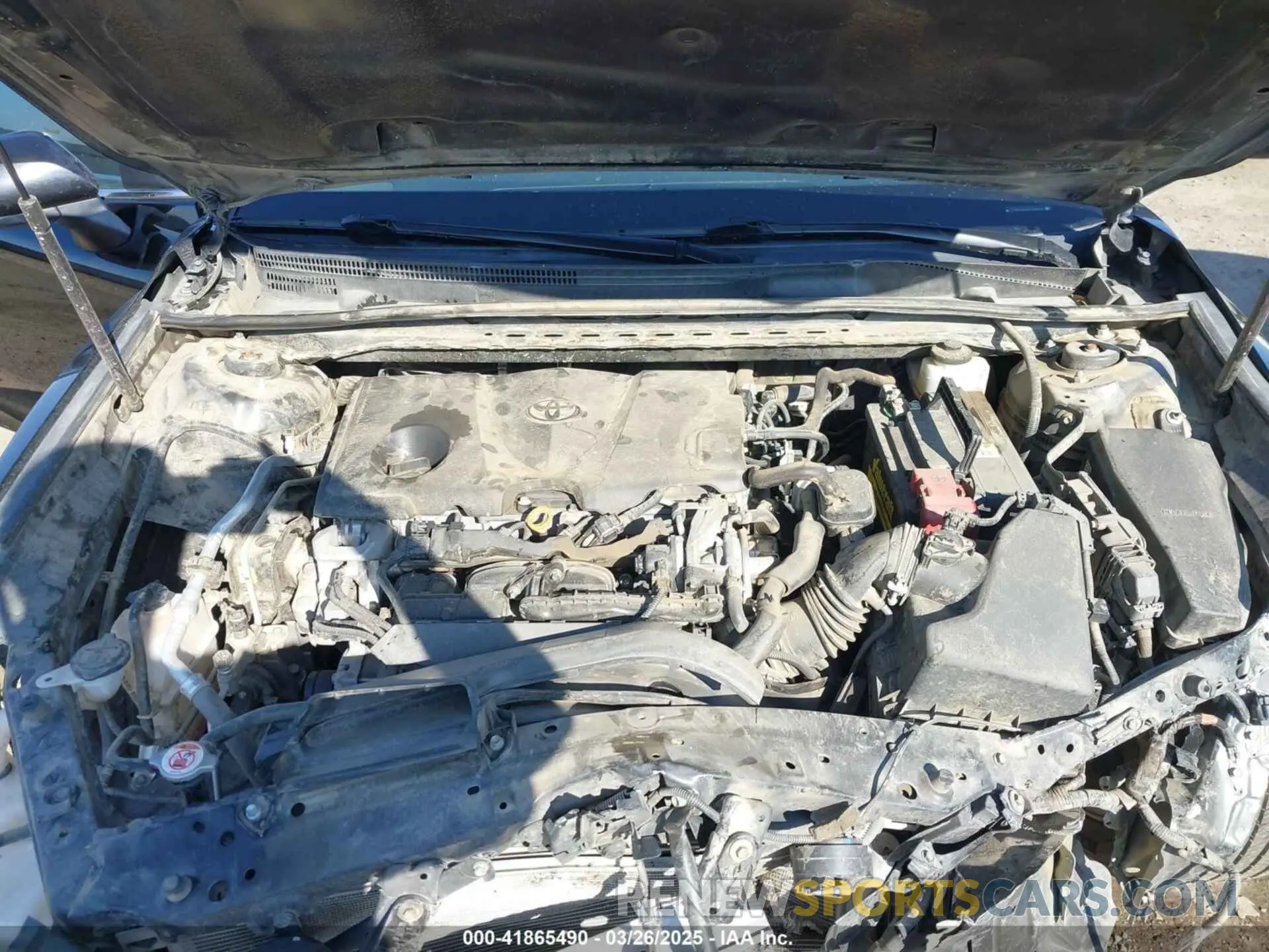 10 Photograph of a damaged car 4T1B11HKXKU239676 TOYOTA CAMRY 2019