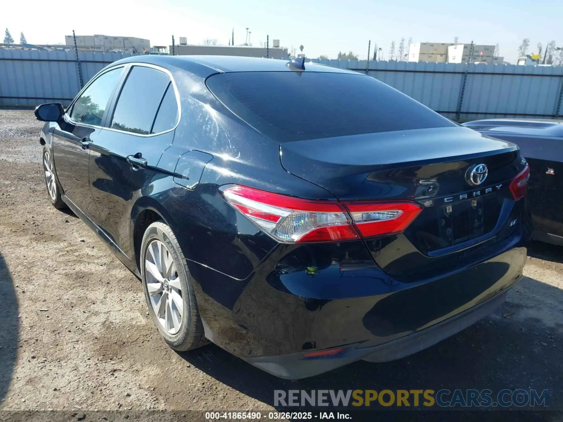 3 Photograph of a damaged car 4T1B11HKXKU239676 TOYOTA CAMRY 2019